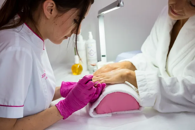 beautician, service, beauty salon, manicurist, manicure, pedicure, varnish, nail polish, beautician, beauty salon, beauty salon, manicure, manicure, manicure, manicure, manicure, pedicure. Distinguishing customer engagement from future revenue